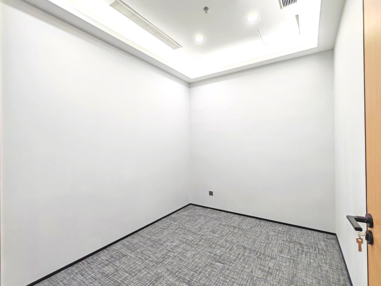 南山区前海写字楼出租 前海鸿荣源中心 268.74㎡精装