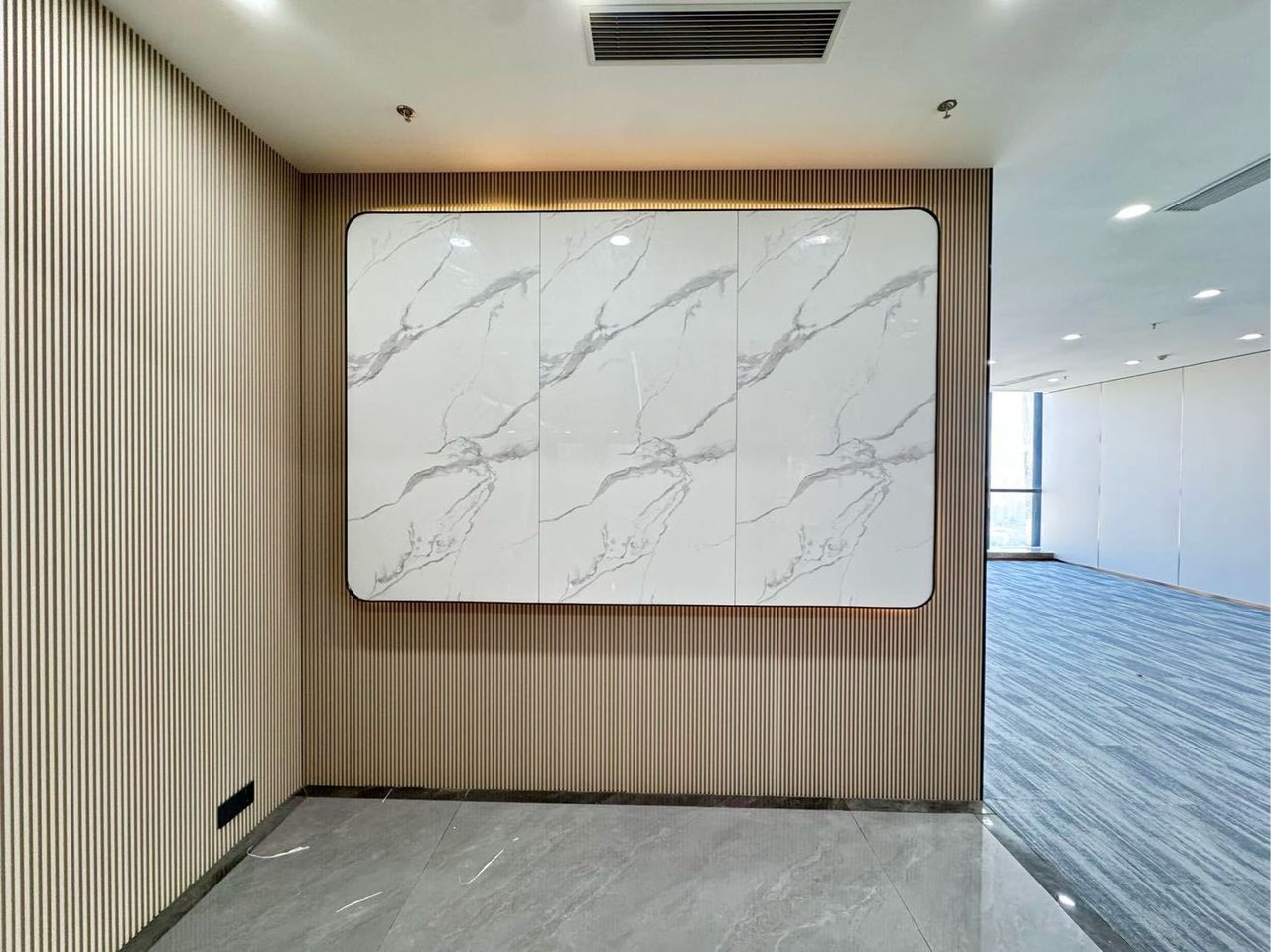 宝安区新安写字楼出租 勤诚达大厦 354㎡精装
