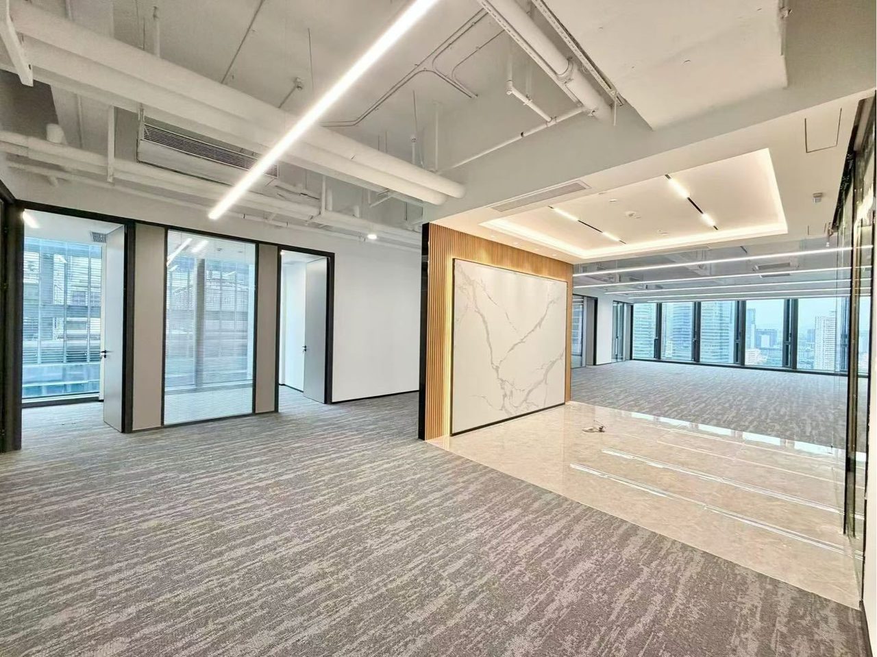 科兴科学园435㎡豪装办公室出租,中层西北向采光好