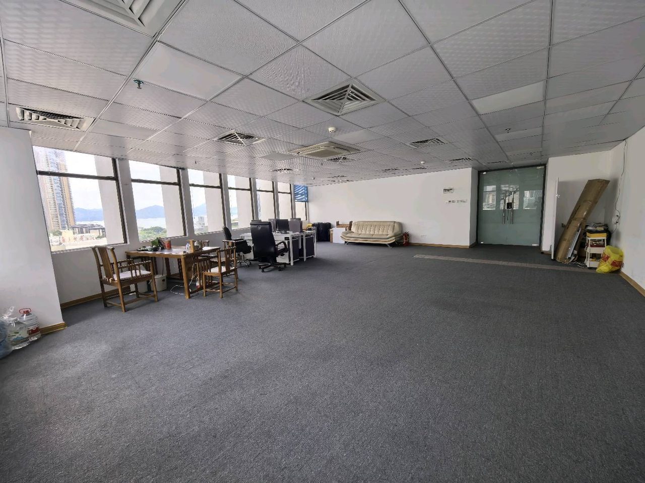 南山区蛇口写字楼出租 蛇口金融中心大厦 180㎡精装