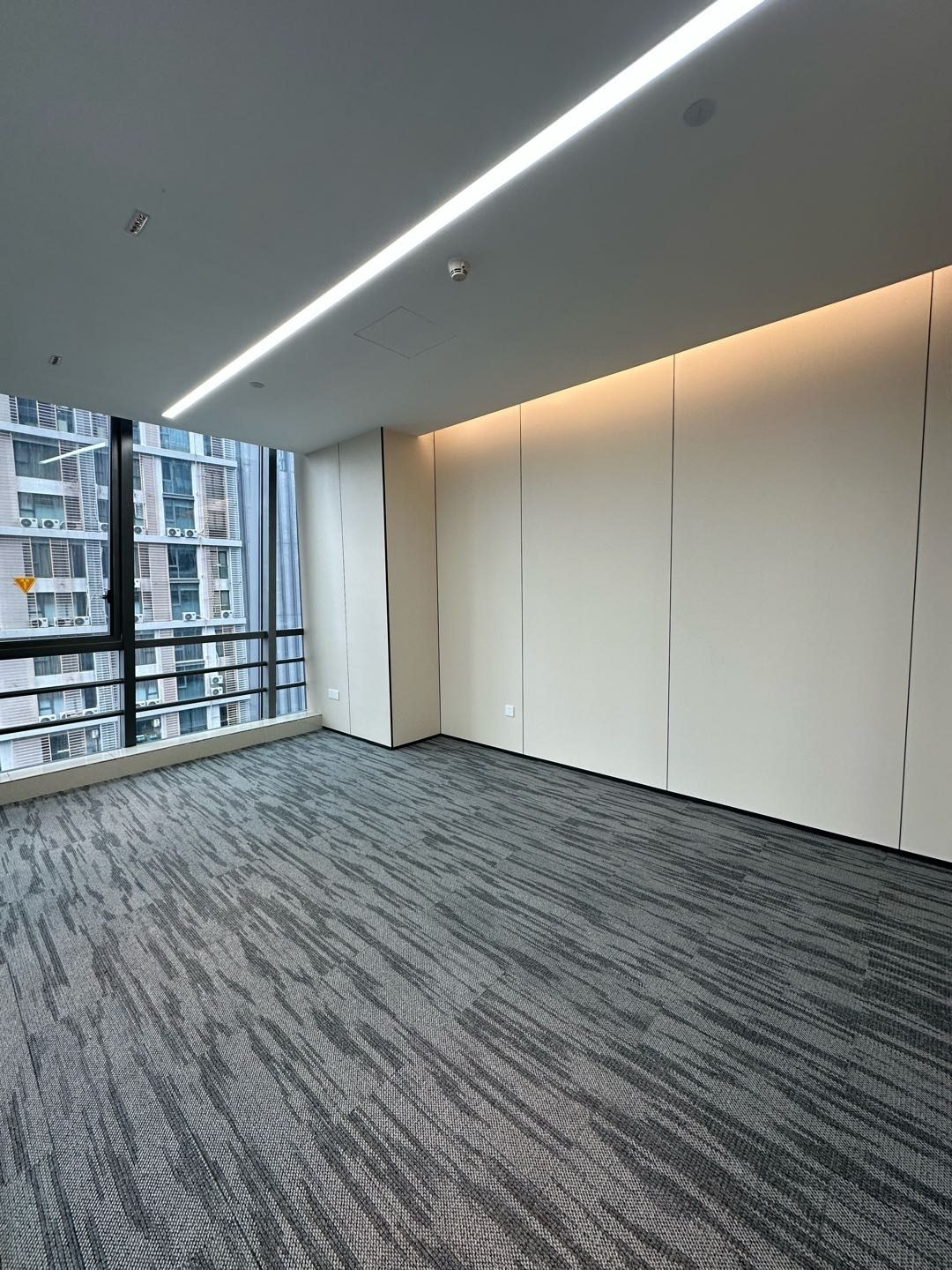 南山区科技园 怡化金融科技大厦226㎡精装办公间高层出租