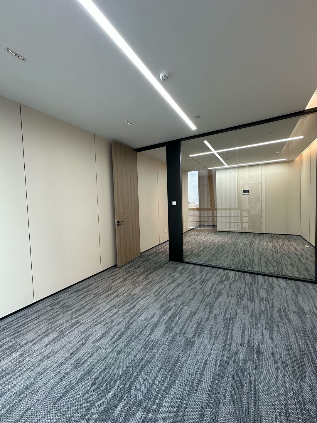 150㎡精装办公室 怡化金融科技大厦·近深大南站·中层