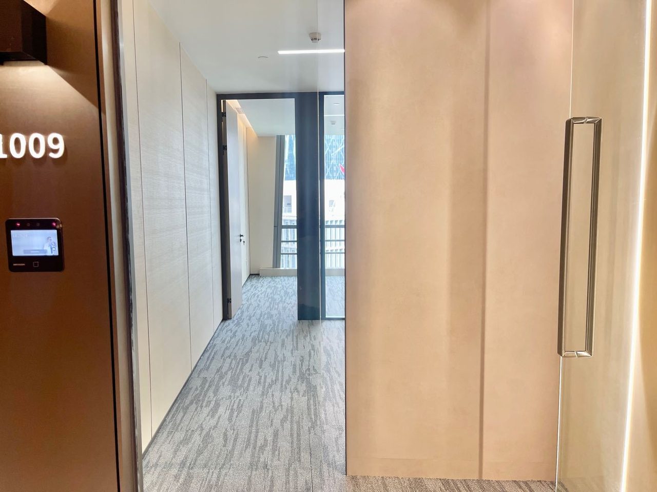 怡化金融科技大厦165㎡精装写字楼(南山区科技园) 近深大南站