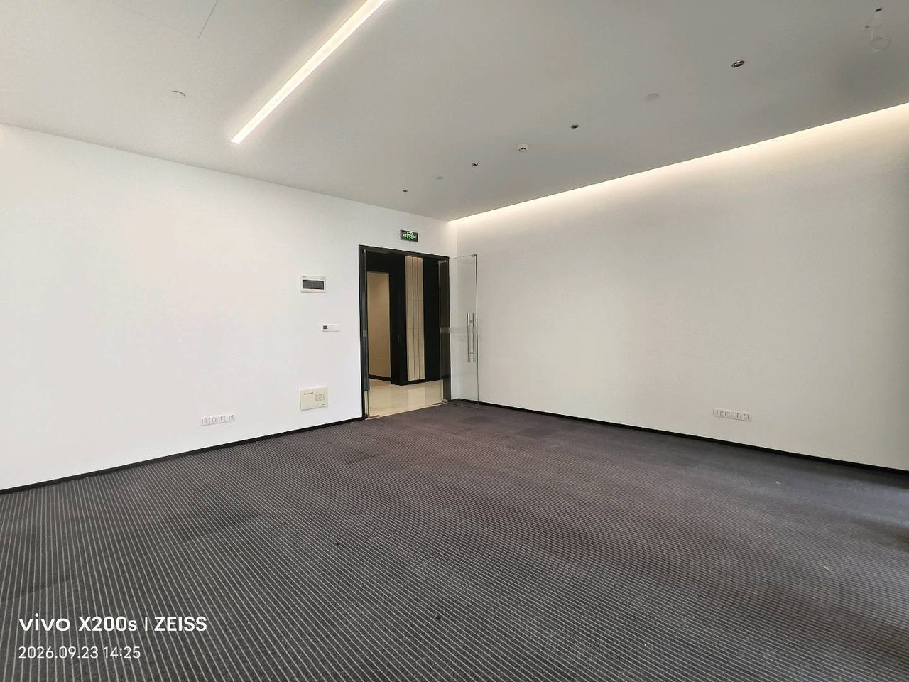 南山区南油 华联城市中心187.65㎡精装办公间中层出租