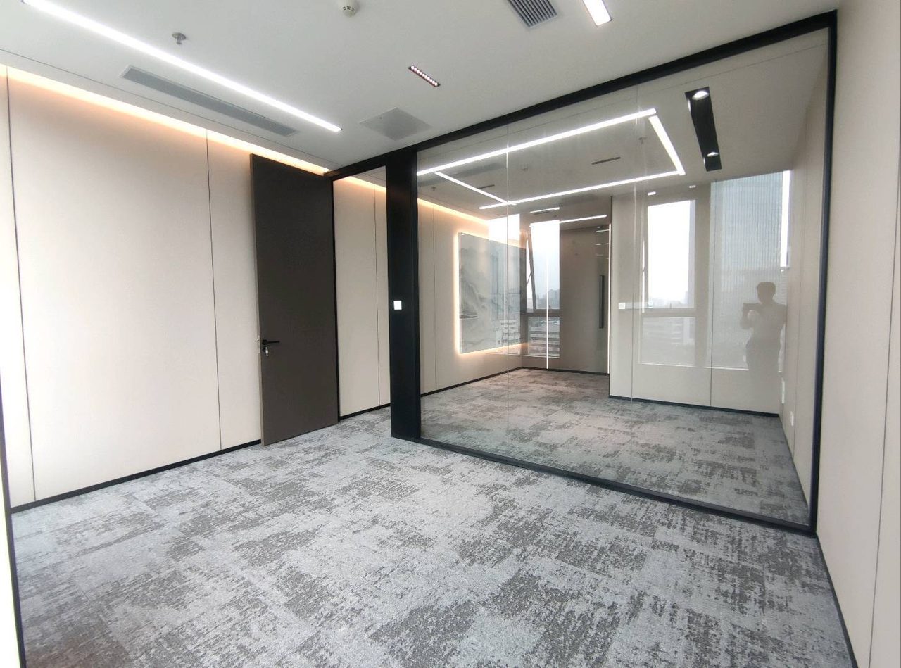 125㎡精装办公室 远望谷大厦·近粤海门站·中层