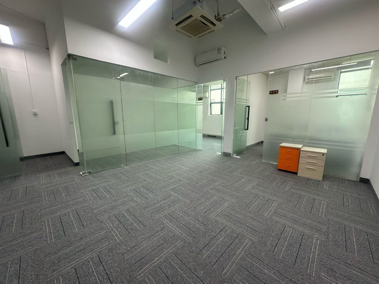 南山云谷二期140㎡精装写字楼（南山区西丽） 近大学城站