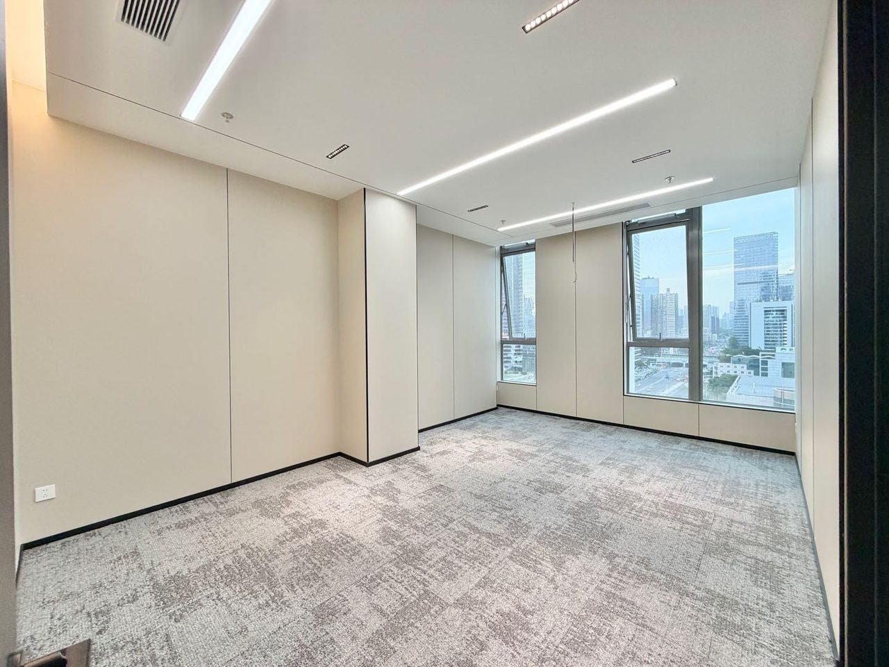 南山区科技园写字楼出租 远望谷大厦 288㎡精装