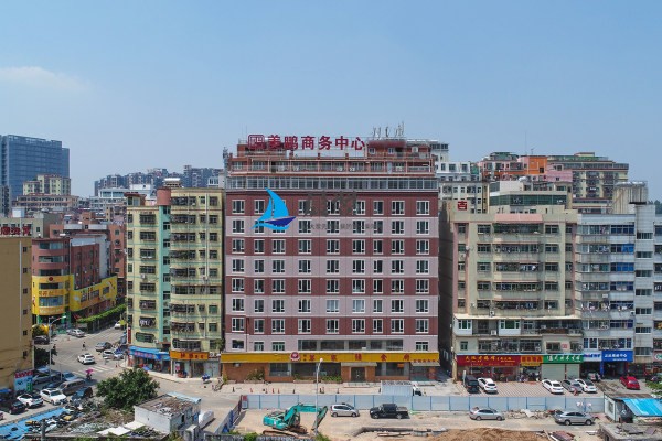 美鹏商务中心