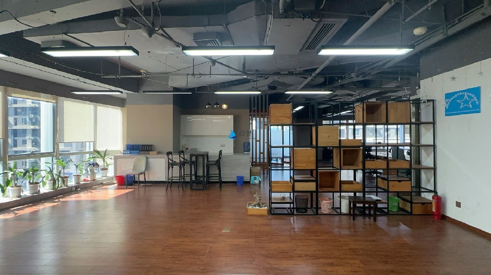 深圳大冲华润置地大厦出租｜454㎡｜98元/㎡｜带家私