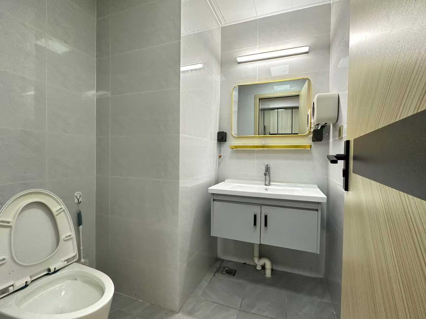 深圳华联全景国际52㎡出租