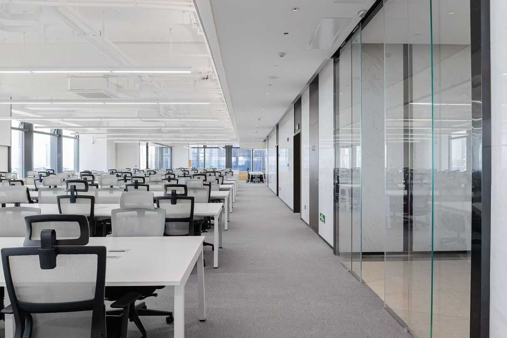 恒裕金融中心1640平出租