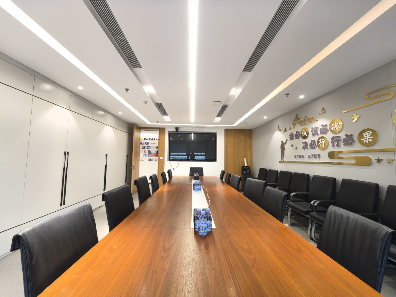 深圳莲花广场1307.25㎡出租