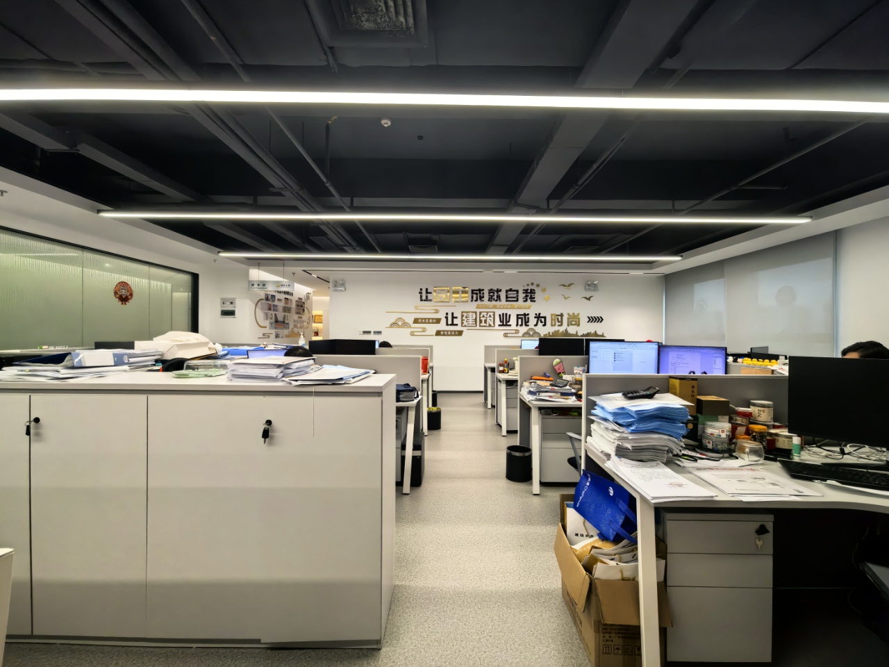 深圳莲花广场1307.25㎡出租