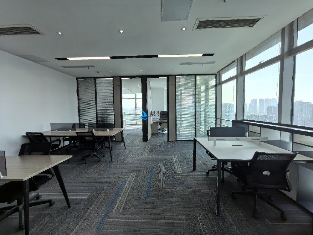 深圳碧桂园凤凰智谷176㎡出租｜可备案｜68元/㎡｜3+1格局