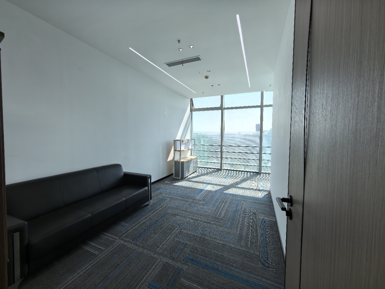 深圳碧桂园凤凰智谷176㎡出租