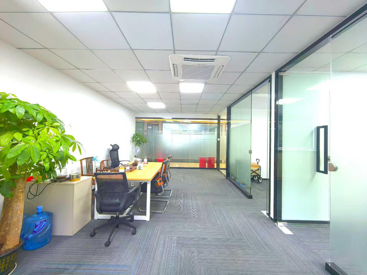 深圳软件园200㎡户型出租