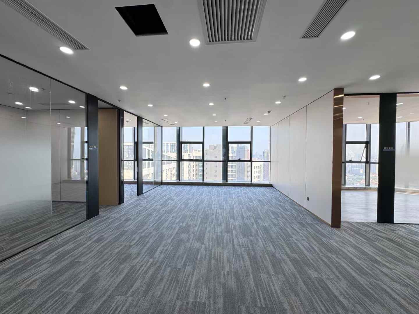 勤诚达大厦354.78㎡出租