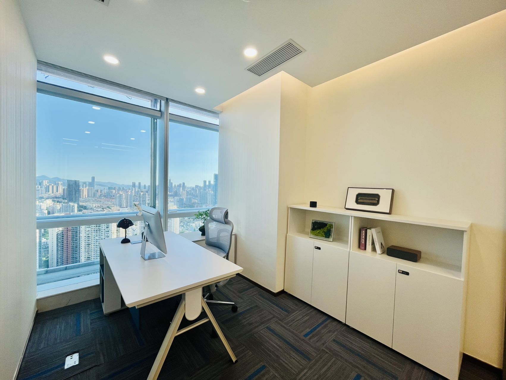 中洲控股中心2+1格局