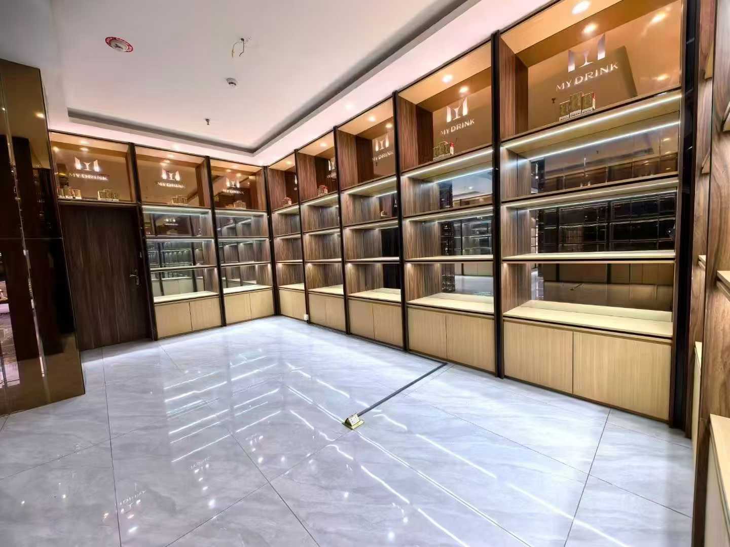 深圳华创意工社380㎡临街旺铺出租