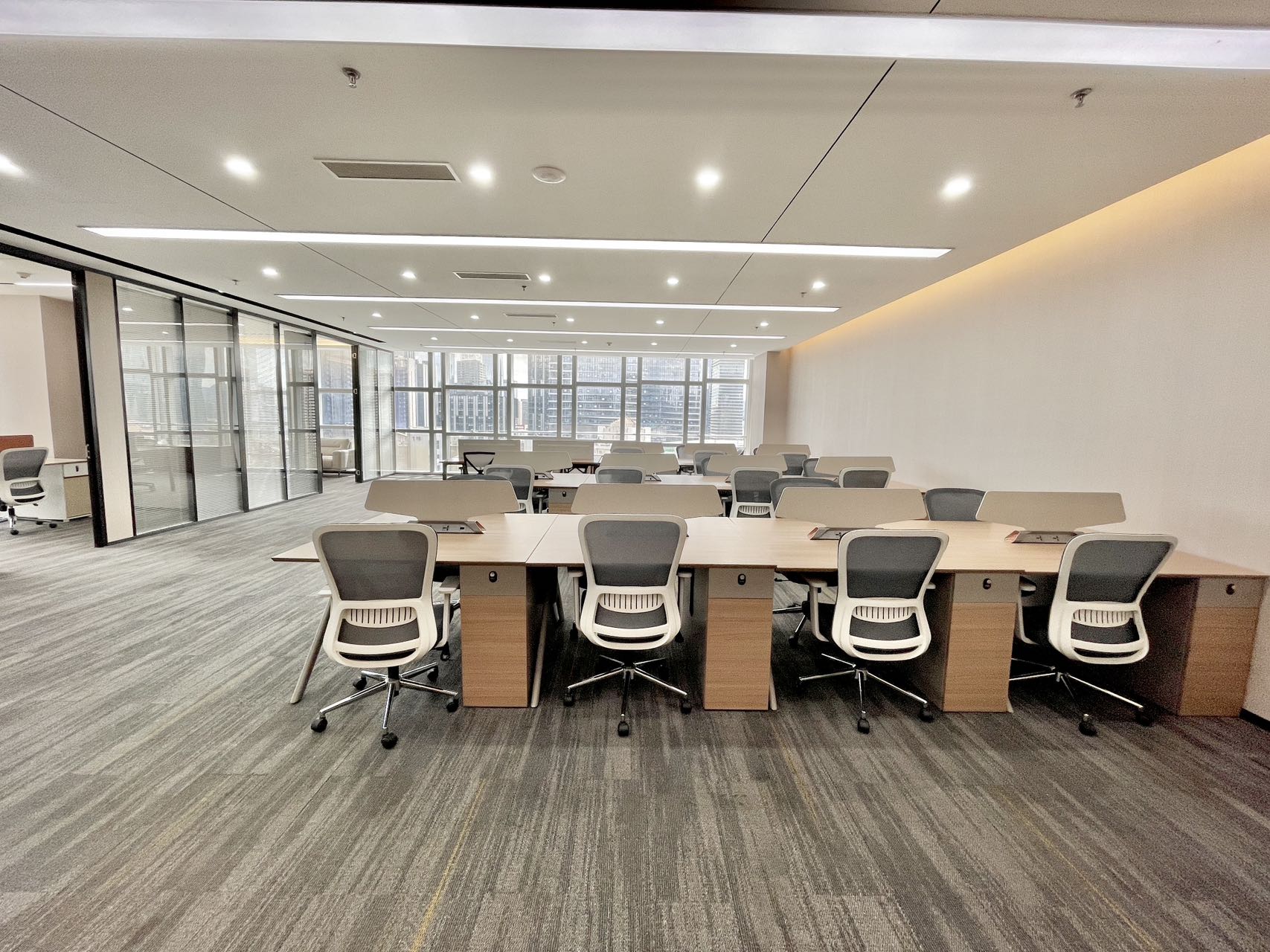 深圳讯美科技广场448㎡出租