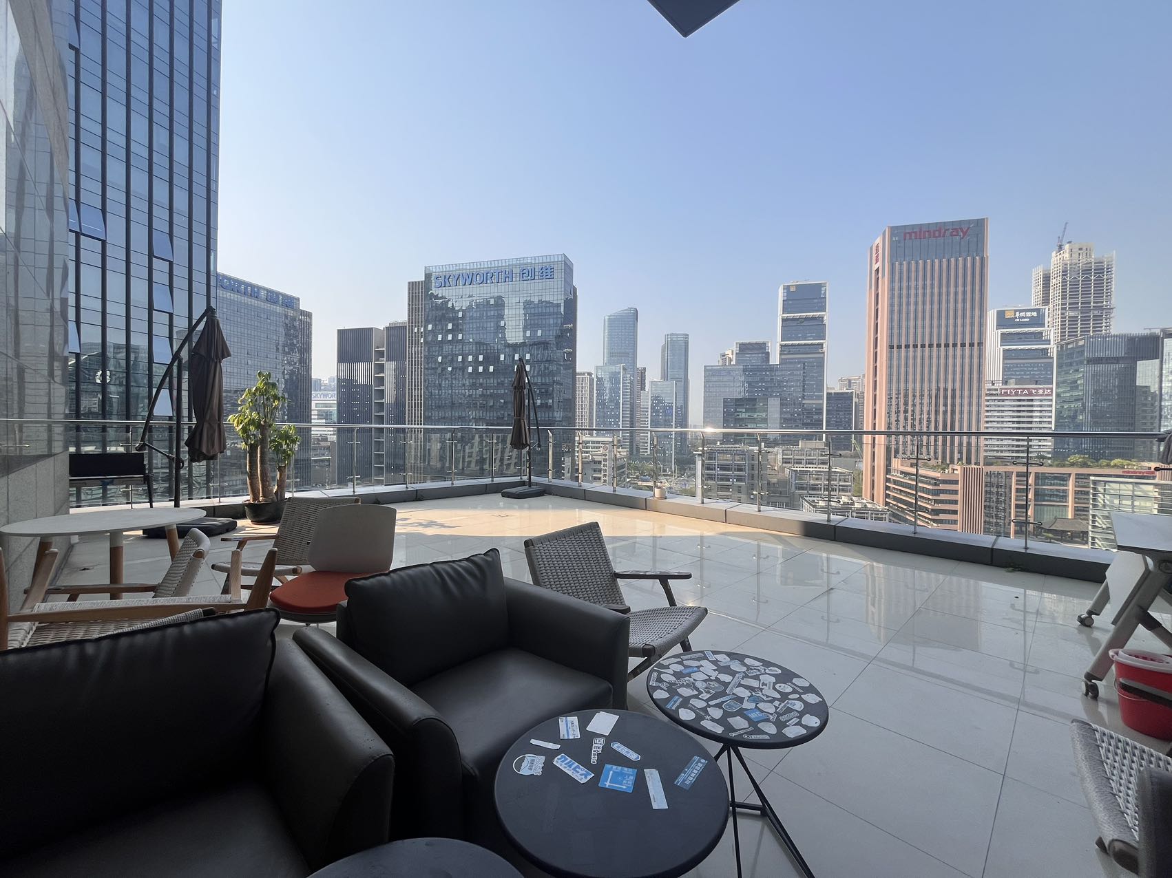 深圳迈科龙大厦724.55㎡半层出租