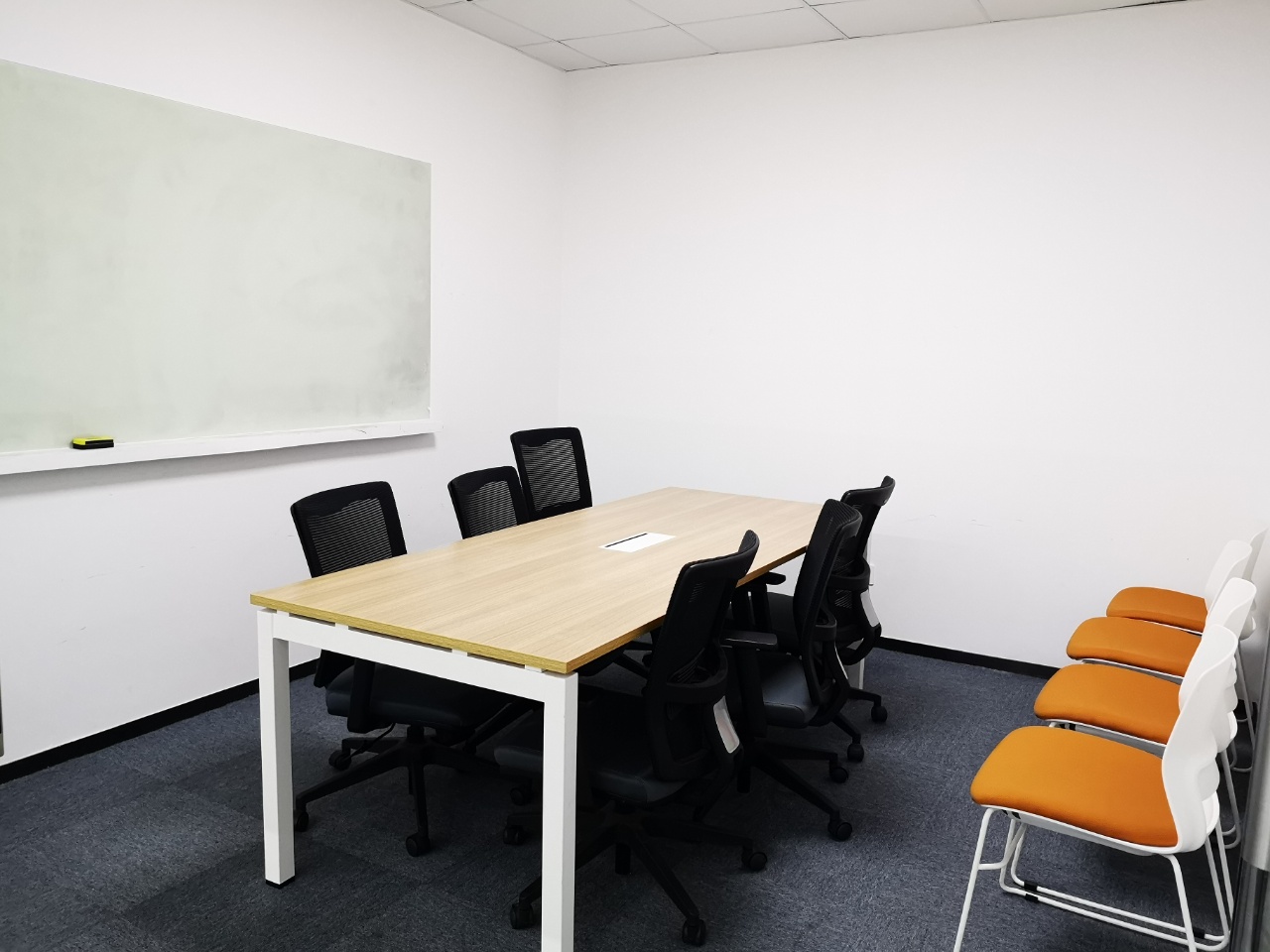 一手房东直租1084.97㎡出租