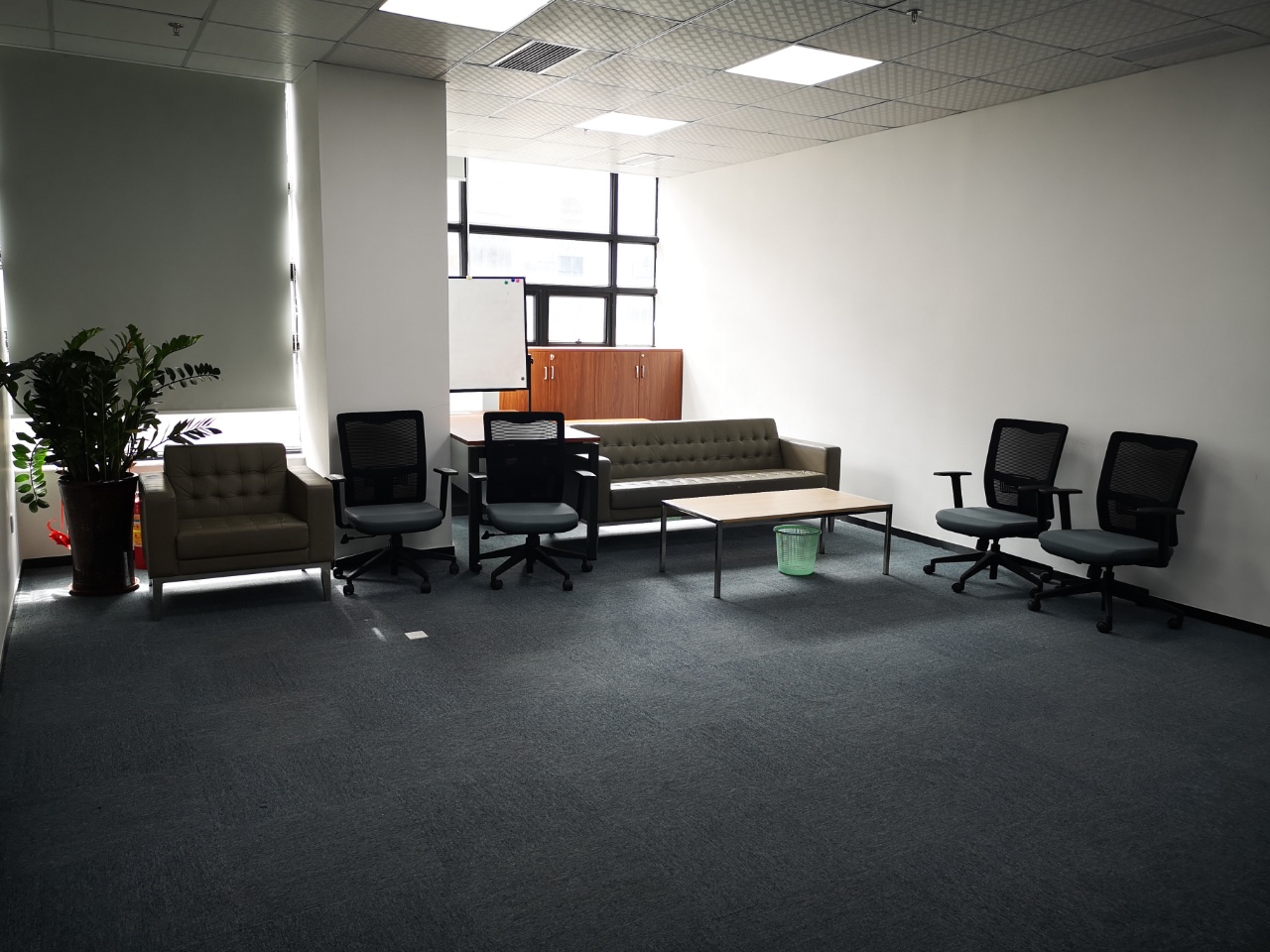 一手房东直租1084.97㎡出租