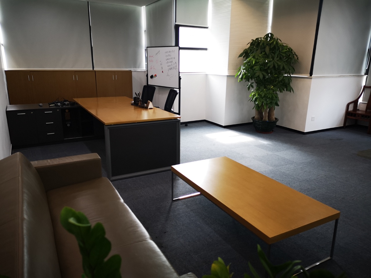 一手房东直租1084.97㎡出租