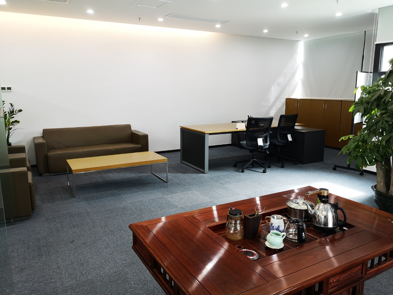 一手房东直租1084.97㎡出租