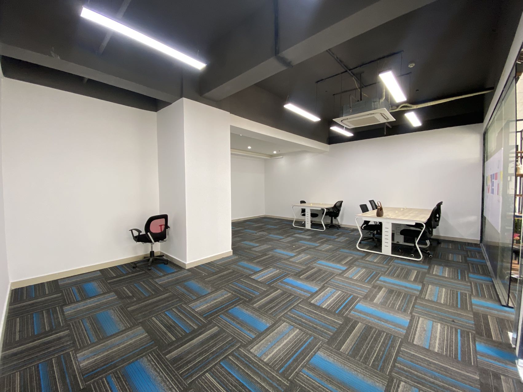 明月花都183㎡出租