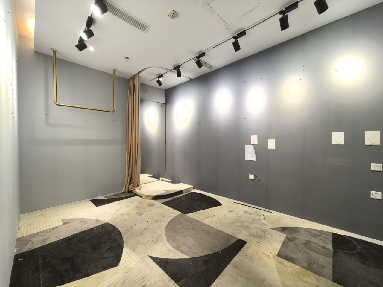 深圳莲花广场2100㎡出租