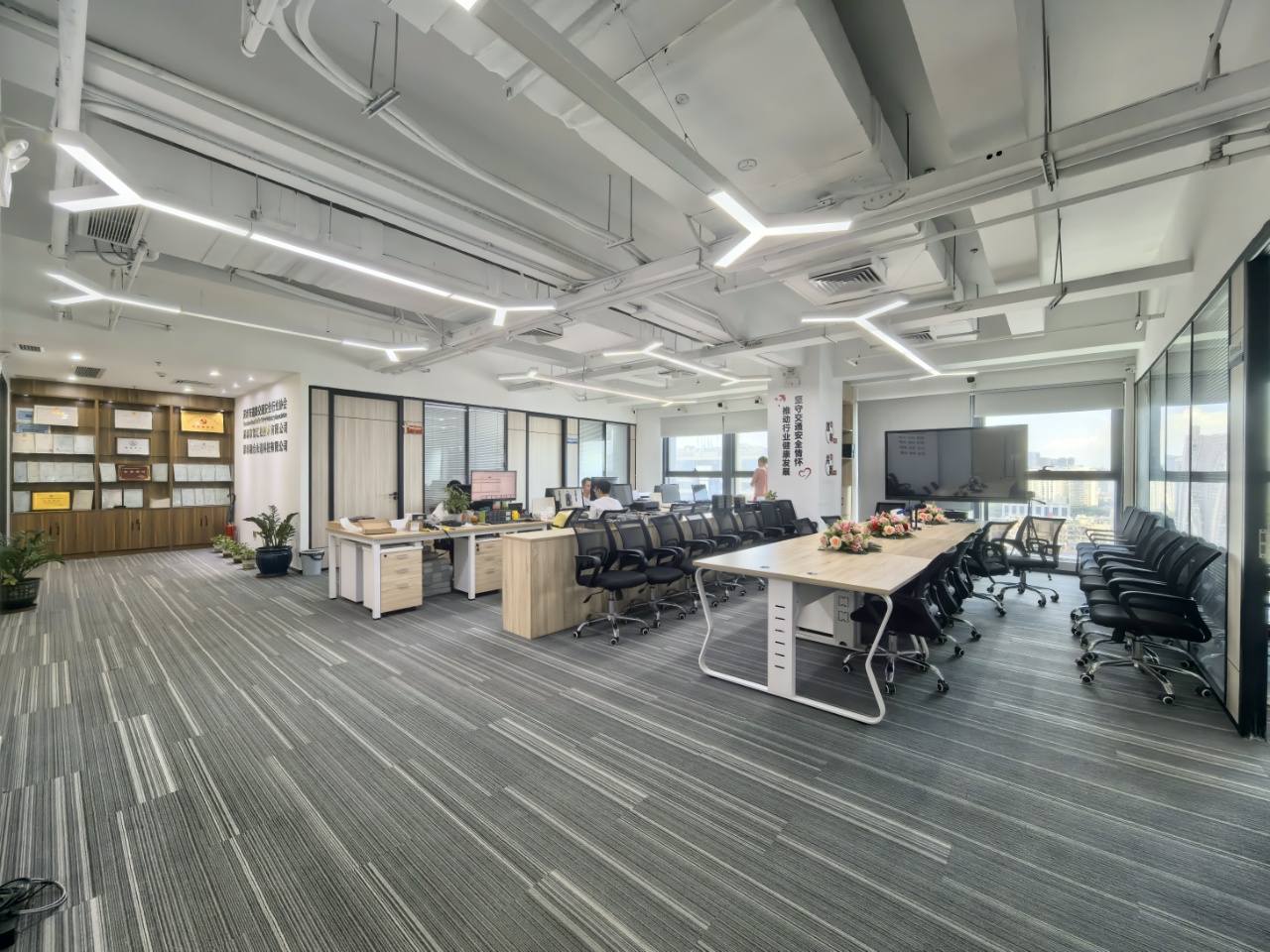 莲花广场278.18㎡出租