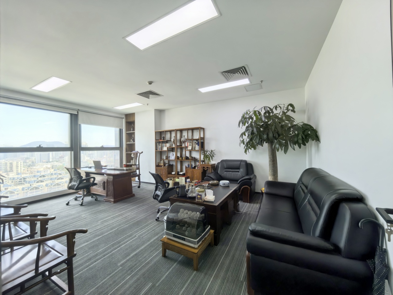 莲花广场278.18㎡出租