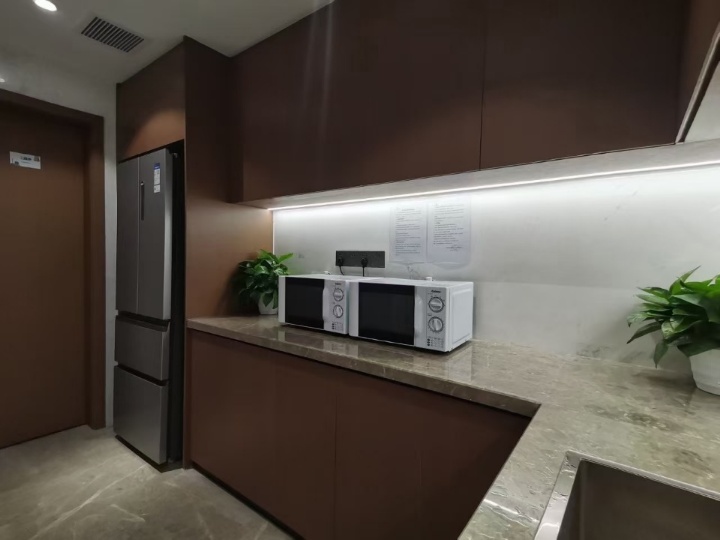 莲花广场278.18㎡出租