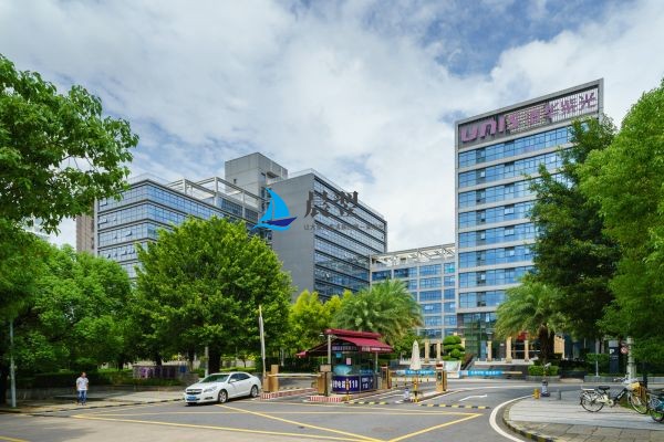 清华紫光信息港