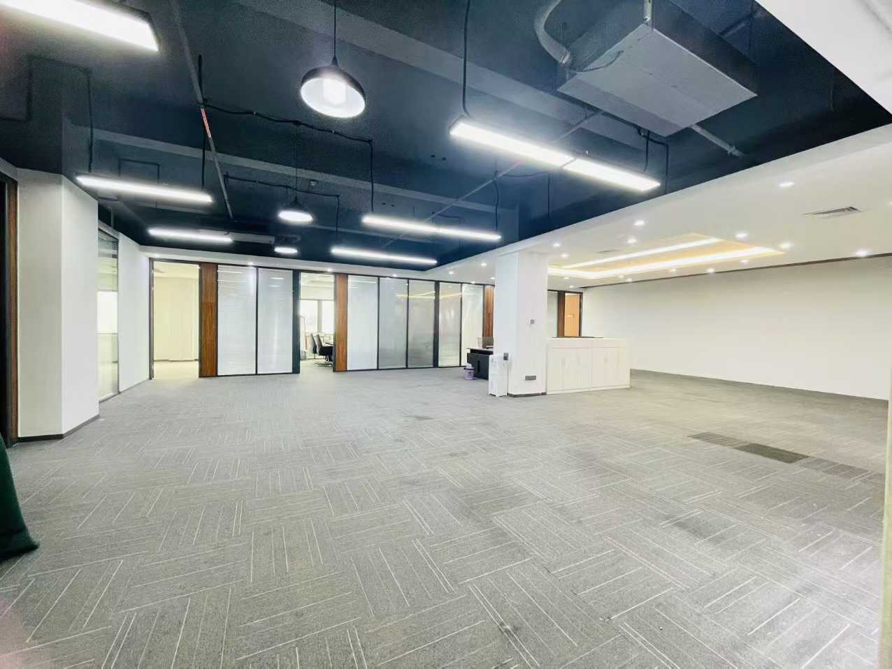 西丽留仙文化园868㎡出租