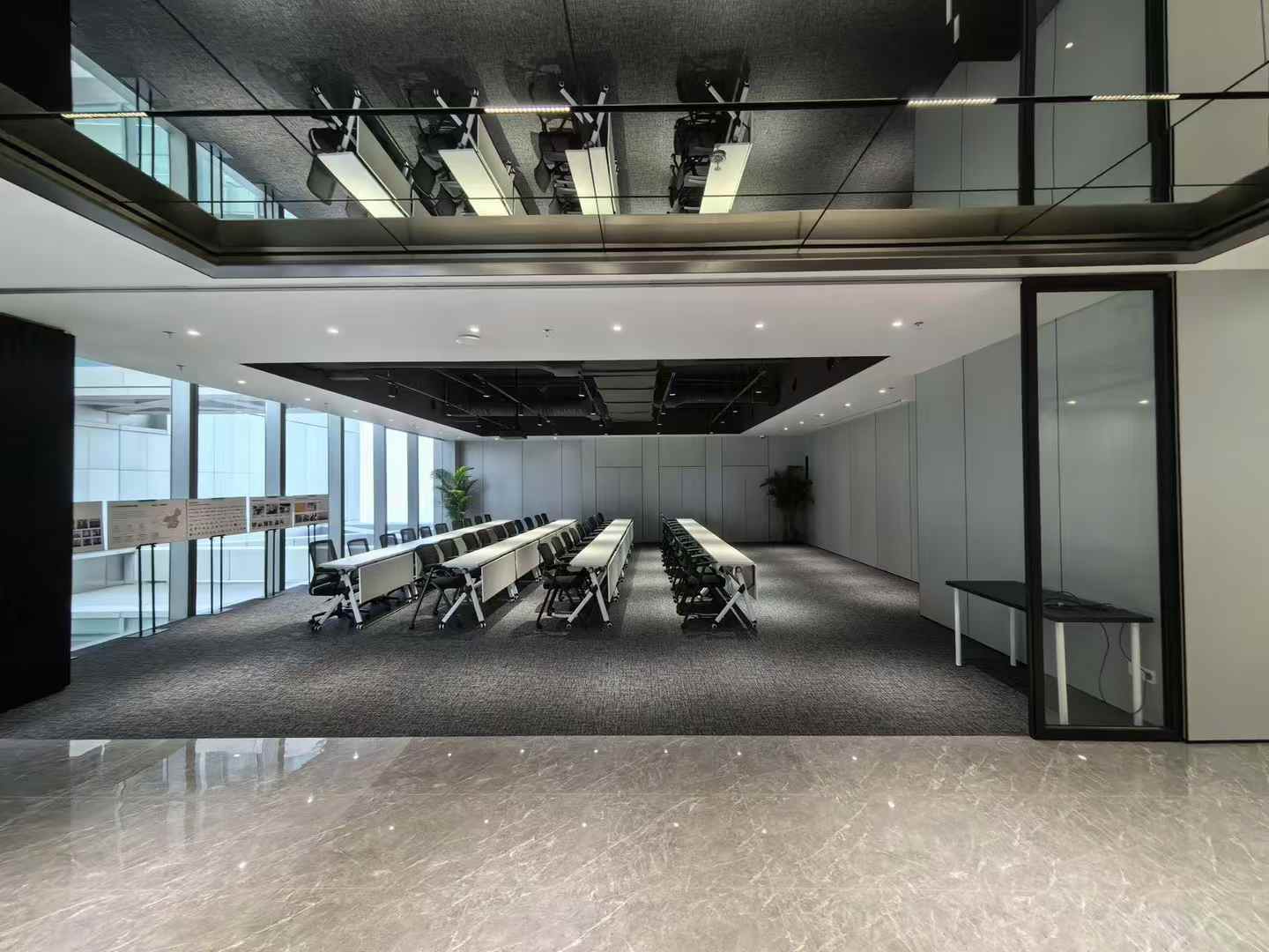 汉京金融中心410㎡办公室出租