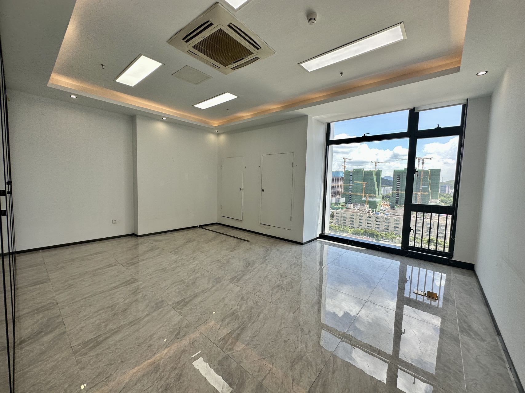 稻兴环球科创中心410.74㎡出租