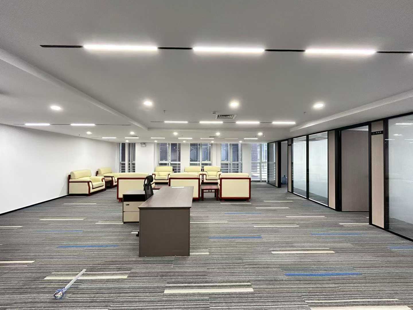 龙光世纪大厦630㎡办公室出租