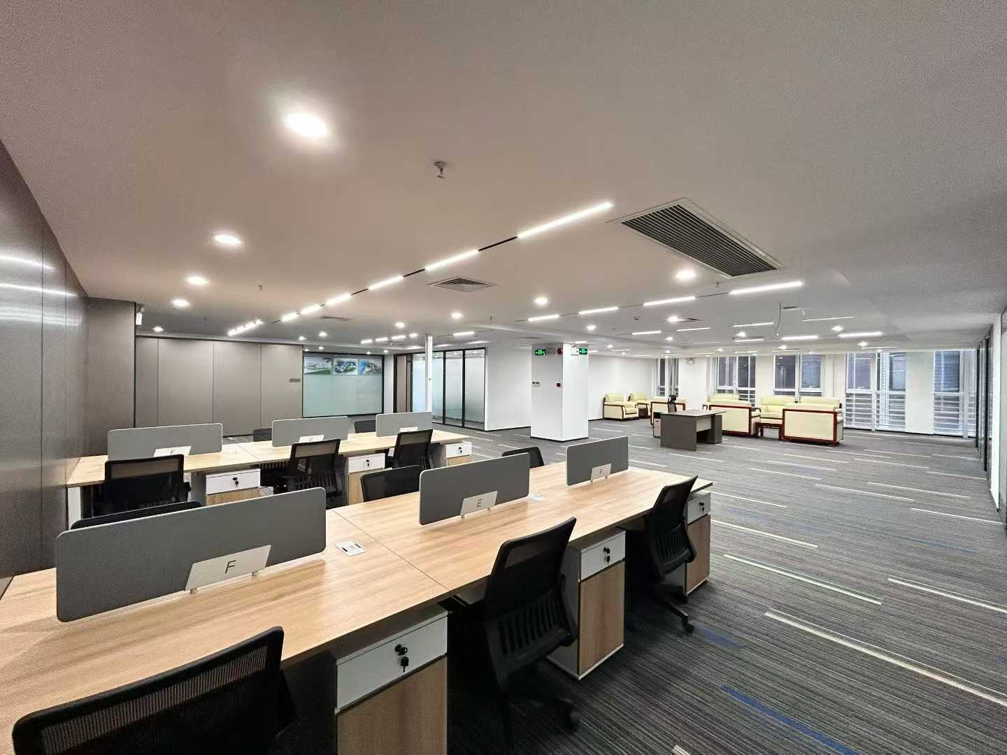 龙光世纪大厦630㎡办公室出租