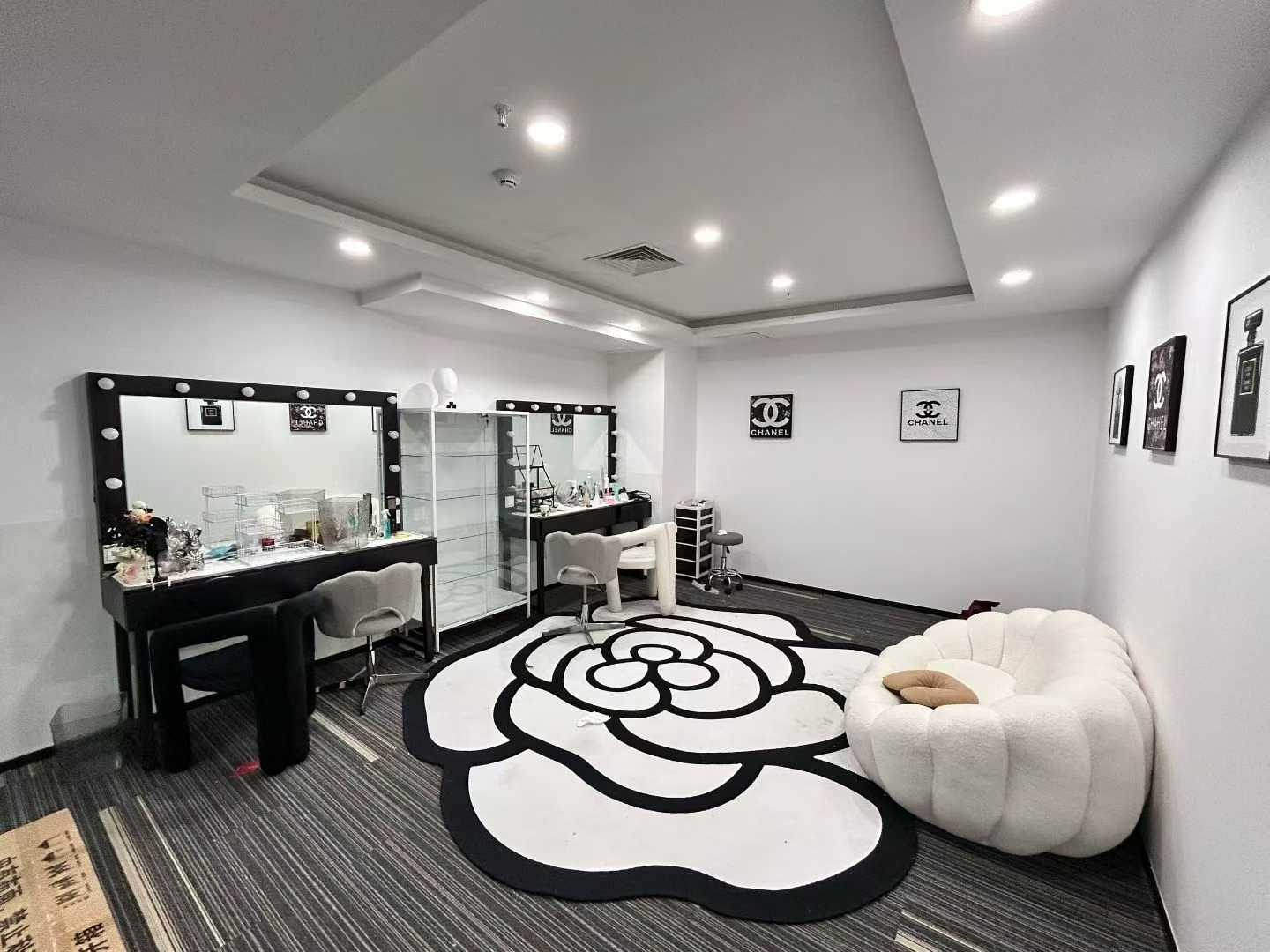 宝安中心地铁口1450㎡办公室出租