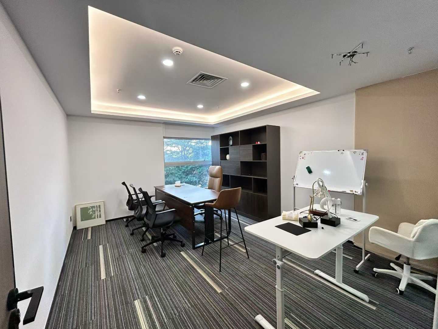 宝安中心地铁口1450㎡办公室出租