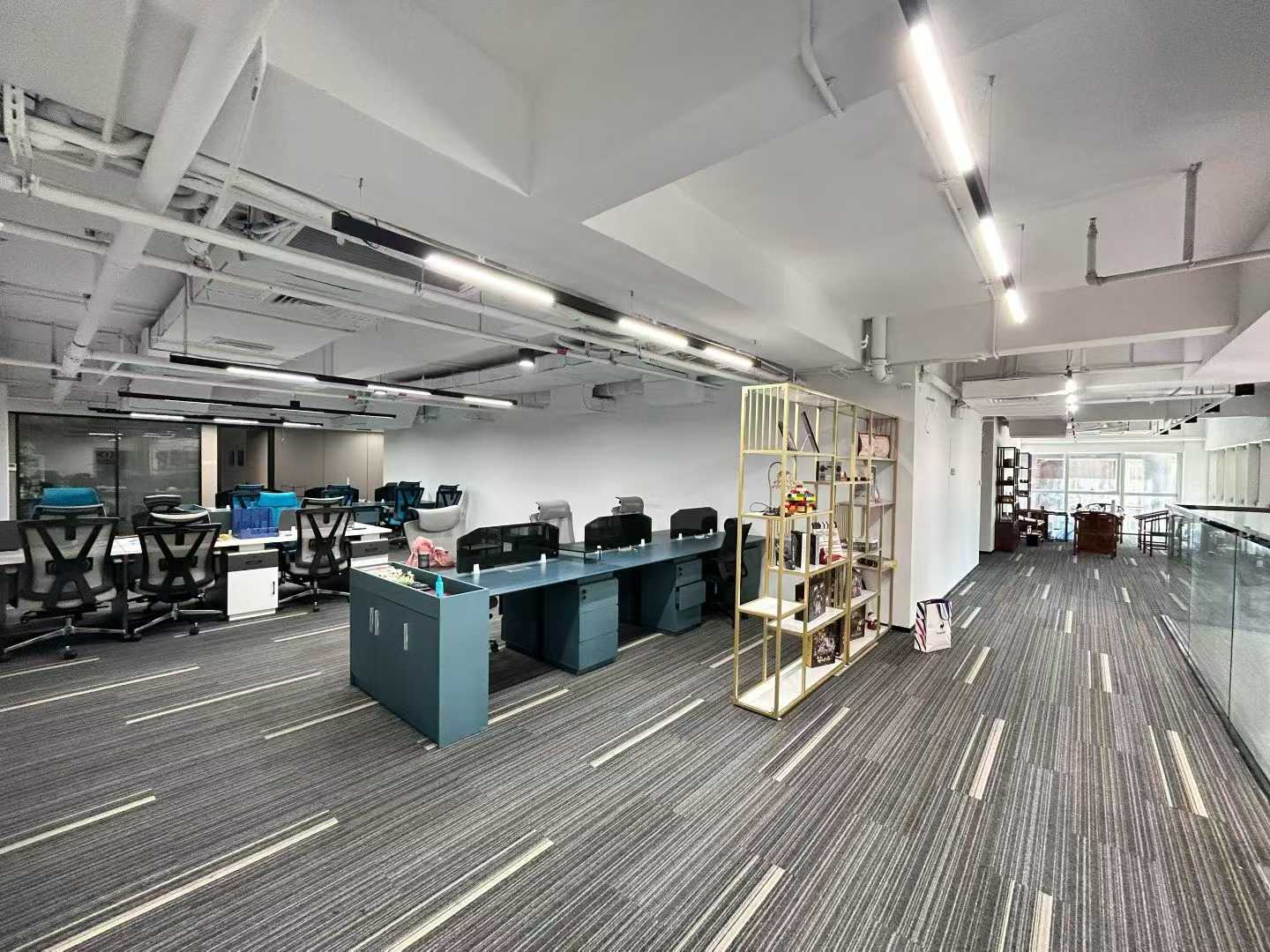 宝安中心地铁口1450㎡办公室出租