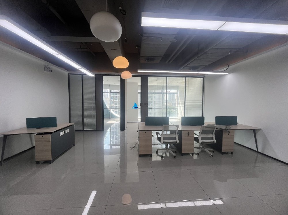 【万庭大厦187㎡办公室出租】65元/㎡含税｜2+1格局