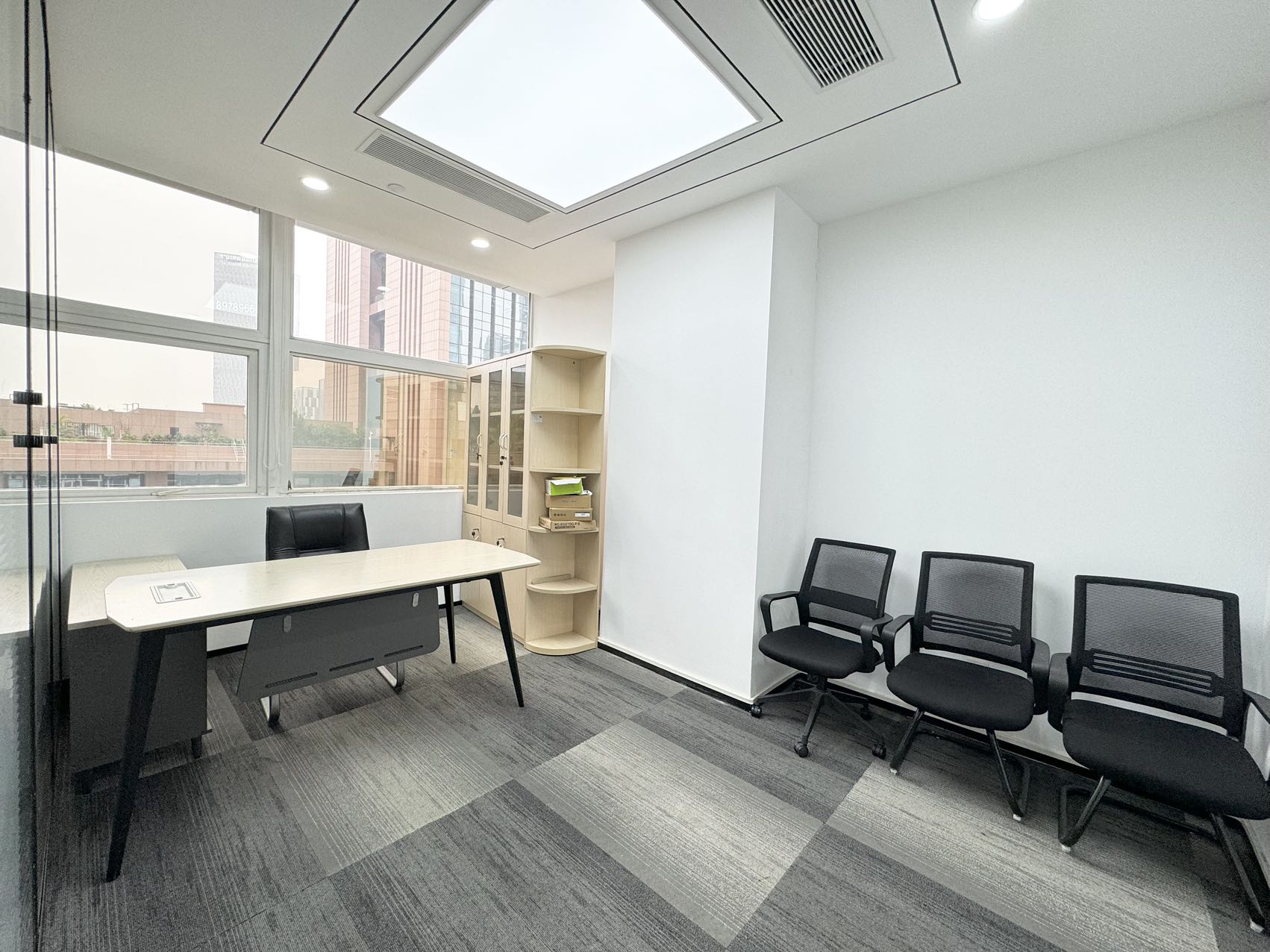 飞亚达科技大厦180㎡办公室出租