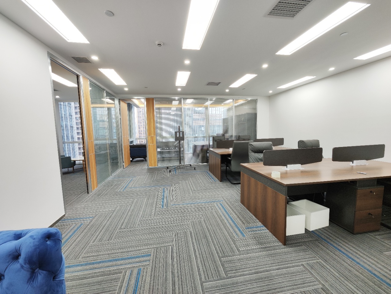 大冲商务中心221㎡办公室出租