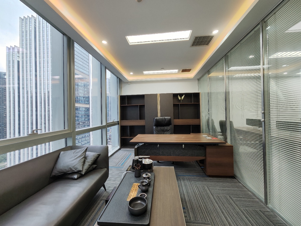 大冲商务中心221㎡办公室出租