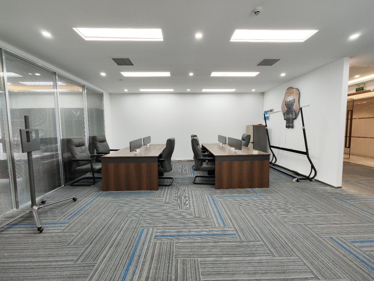 大冲商务中心221㎡办公室出租