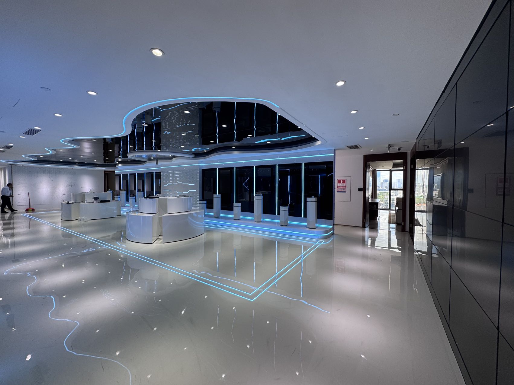 三诺大厦1884.81㎡整层办公室出租