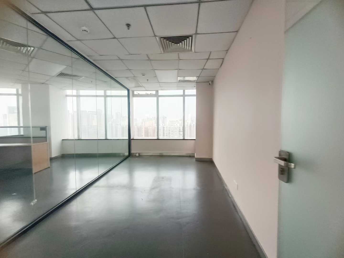 联合广场800㎡办公室出租